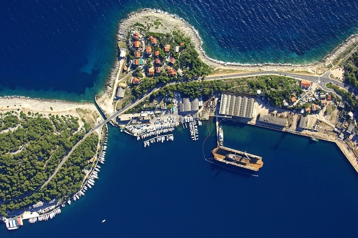 marina-yc-mali-loinj__720x478 image Marina Y/C Mali Lošinj, english